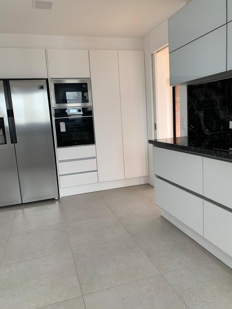 Elegante Departamento. Vista Espectacular. — imagen 8