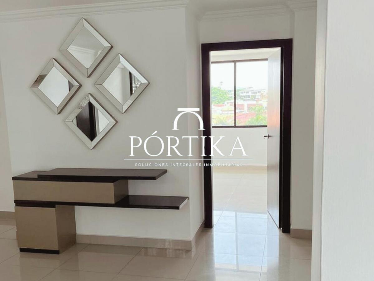 Venta Departamento 3 Dorm. Semi Amoblado - Lomas de Urdesa, Guayas — imagen 10