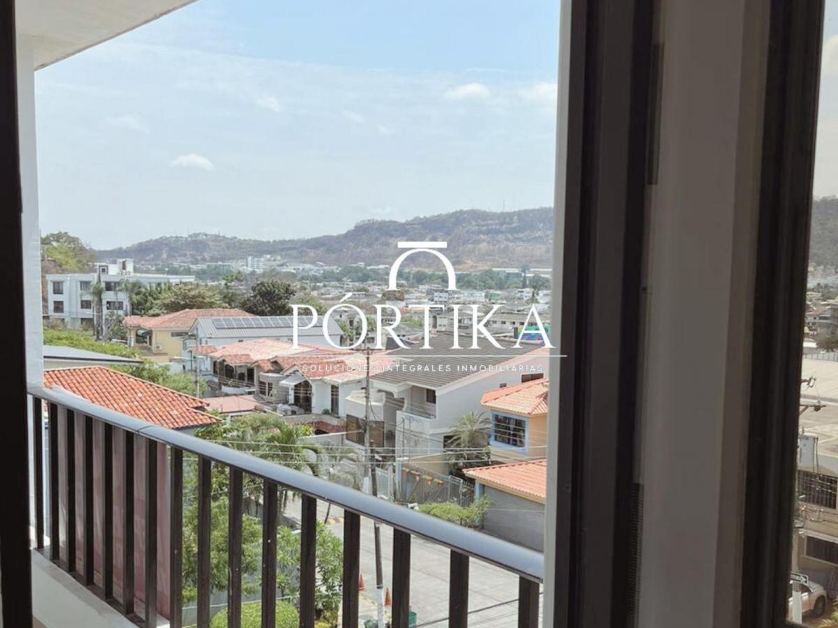 Venta Departamento 3 Dorm. Semi Amoblado - Lomas de Urdesa, Guayas — imagen 5