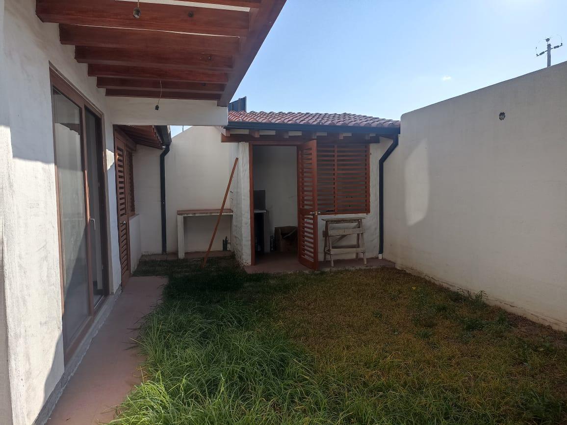Vendo Casa en Conjunto Dormitorio en Planta Baja Sector Puembo — imagen 9