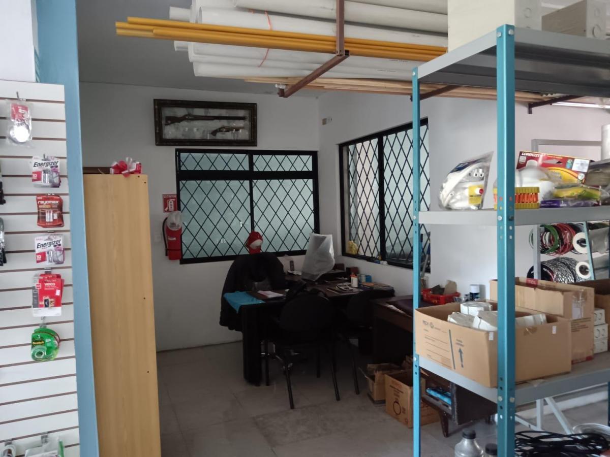 Casa Rentera con Local de Venta en Edén del Valle Sector 2 — imagen 5