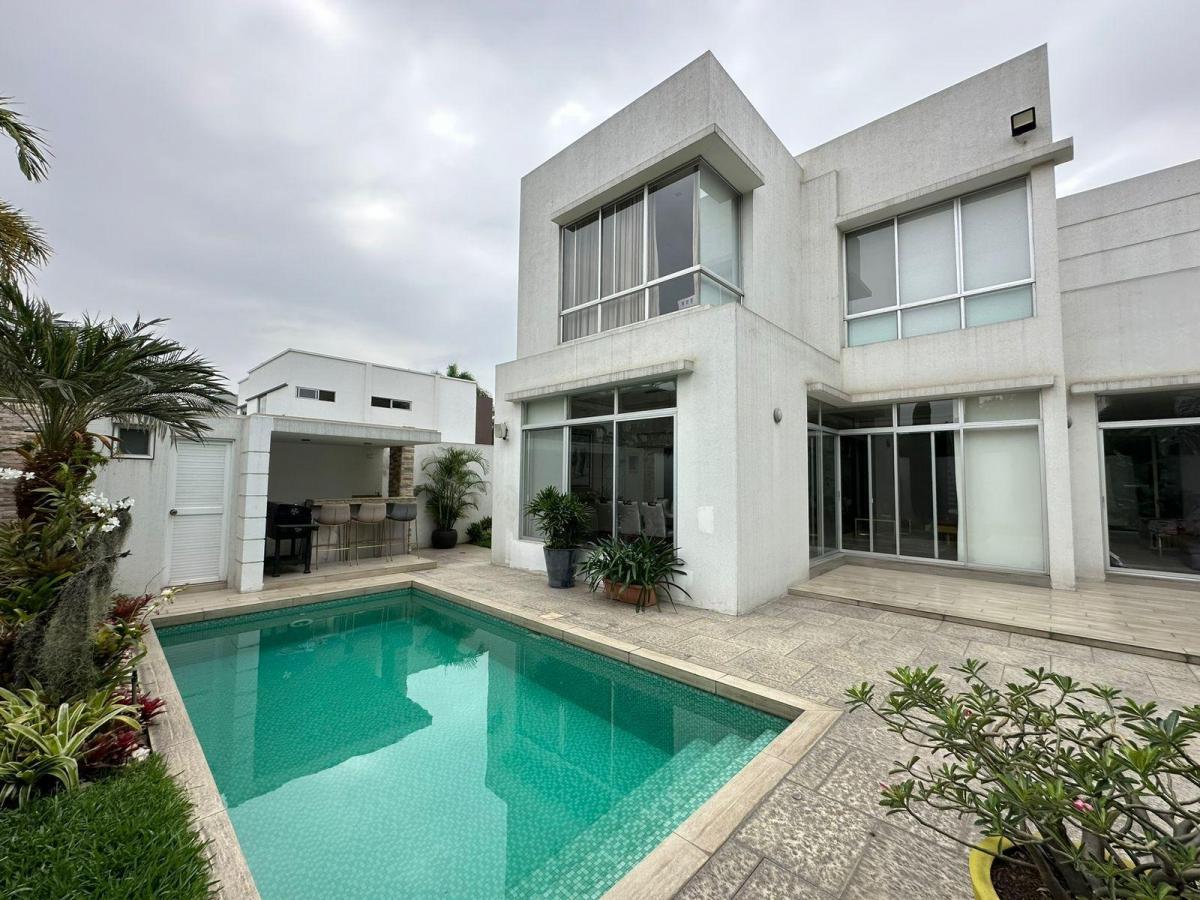 Arrecife Linda Villa de 3 Dorm. Moderna con Piscina, Guayas — imagen 9