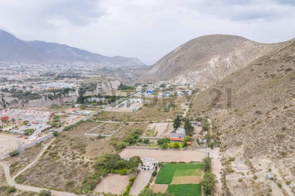 Lote de Terreno de 2300 m² en Venta en San Antonio de Pichincha — imagen 6
