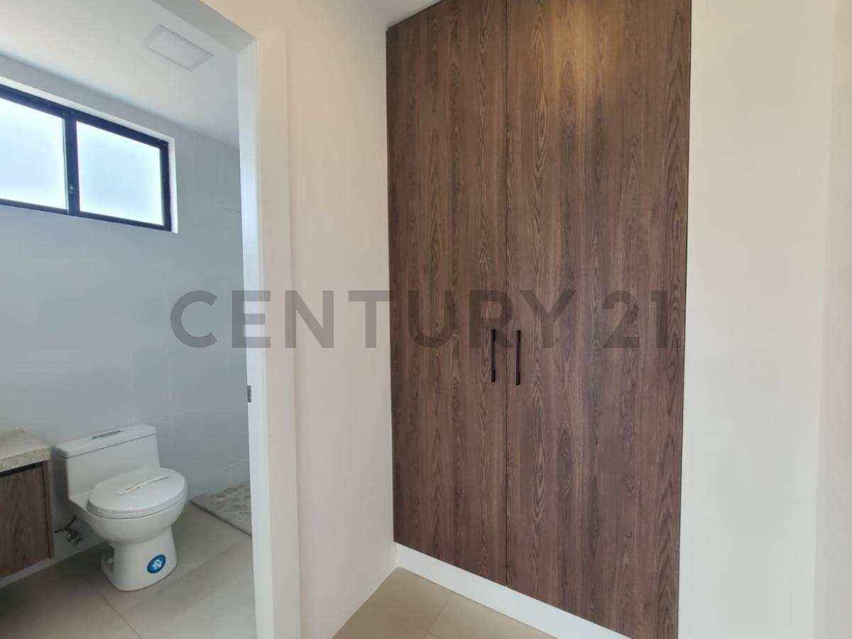 Venta Casa Moderna de Estreno en Urb. La Costa Samborondón, Guayas — imagen 4