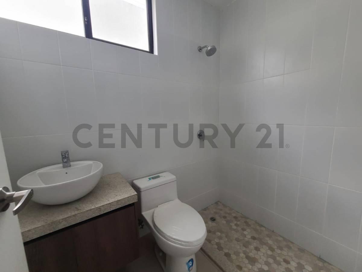 Venta Casa Moderna de Estreno en Urb. La Costa Samborondón, Guayas — imagen 3