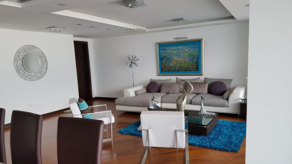 Moderno Penthouse con Vista Inmejorable - González Suarez — imagen 8