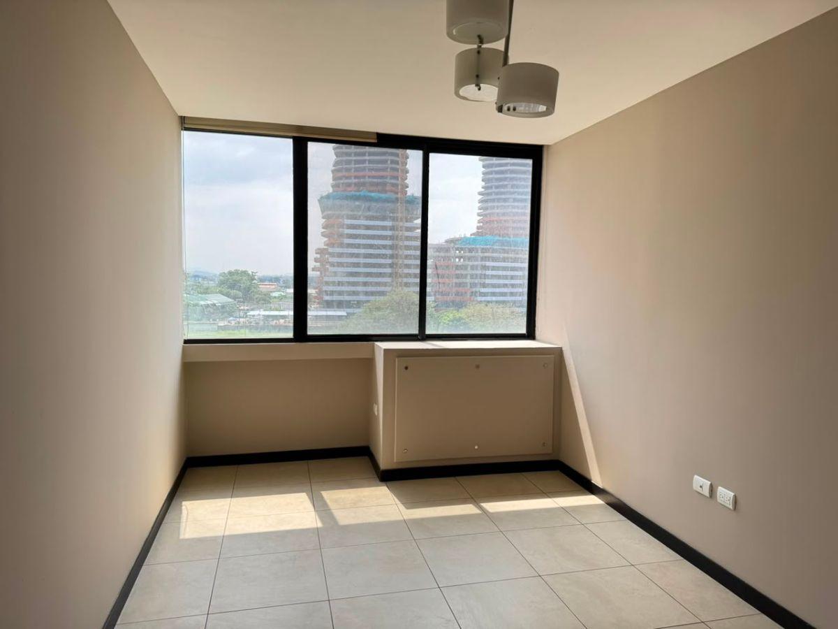 Departamento en Venta con Vista Lateral Al Rio en Torre Bellini, Guayas — imagen 10