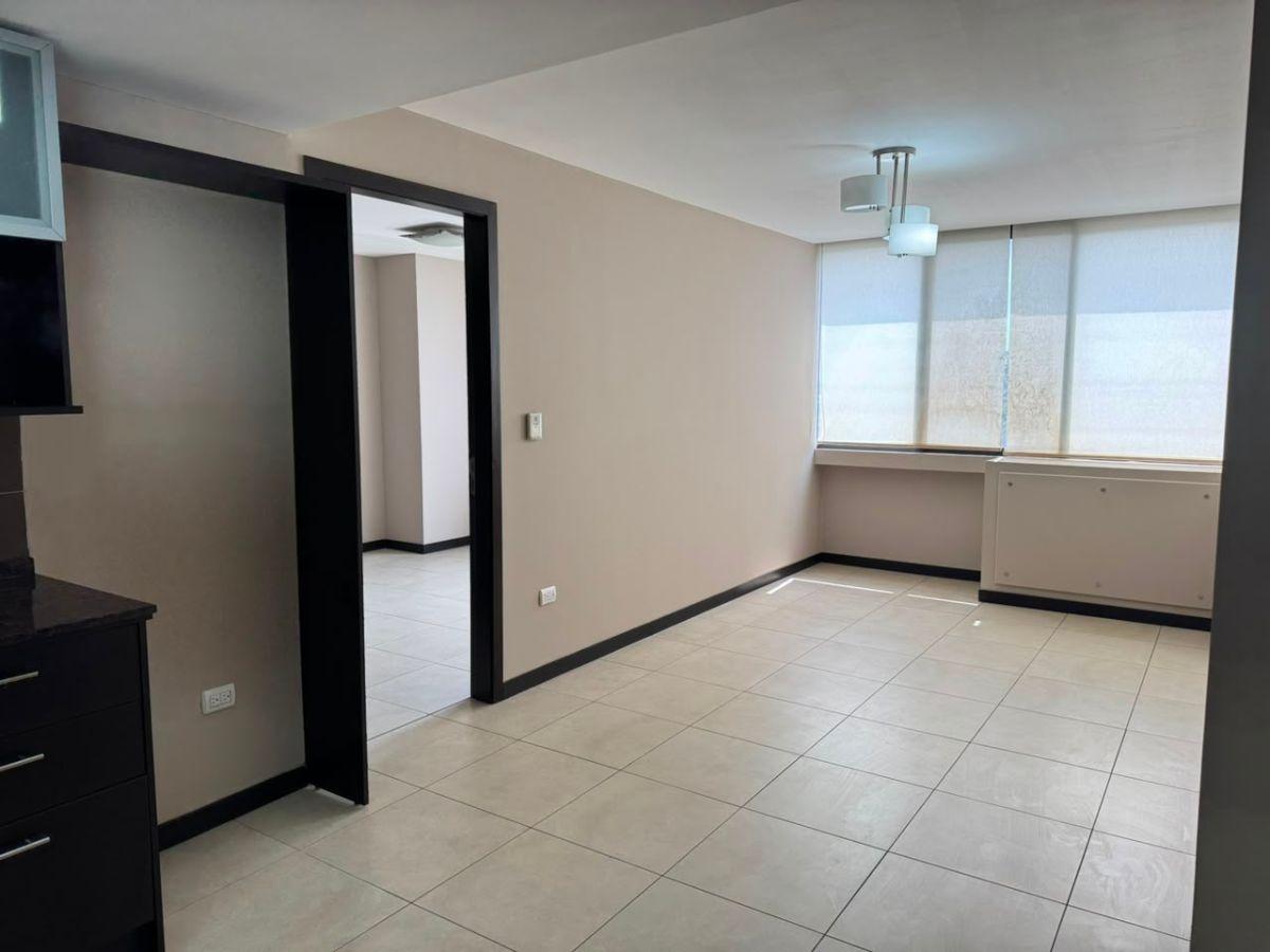Departamento en Venta con Vista Lateral Al Rio en Torre Bellini, Guayas — imagen 9