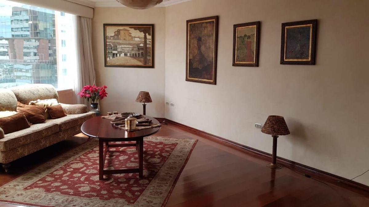 Av Orellana y Av 12 de Octubre, Vendo Apartamento 200 m², 2 Dorm. Grandes, 2 Garages — imagen 9