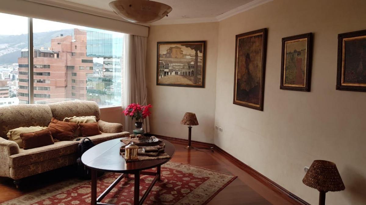 Av Orellana y Av 12 de Octubre, Vendo Apartamento 200 m², 2 Dorm. Grandes, 2 Garages — imagen 6