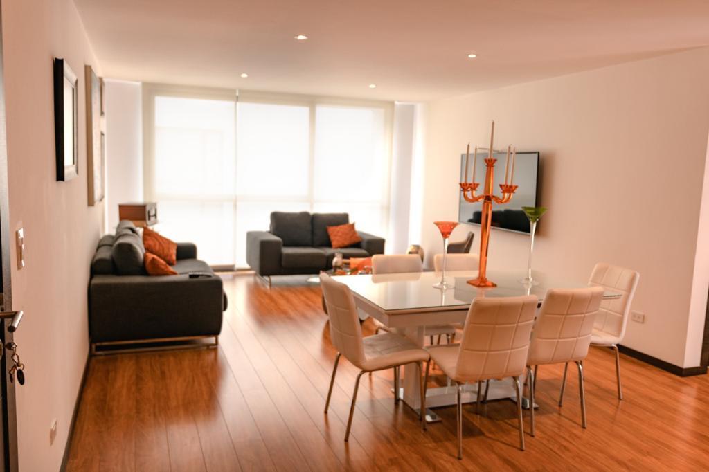 Vendo de Oportunidad Hermoso Departamento De. 2d Quito Tenis — imagen 10