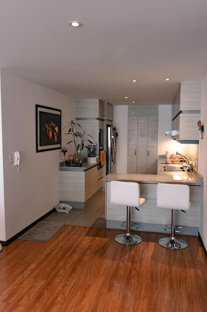Vendo de Oportunidad Hermoso Departamento De. 2d Quito Tenis — imagen 3