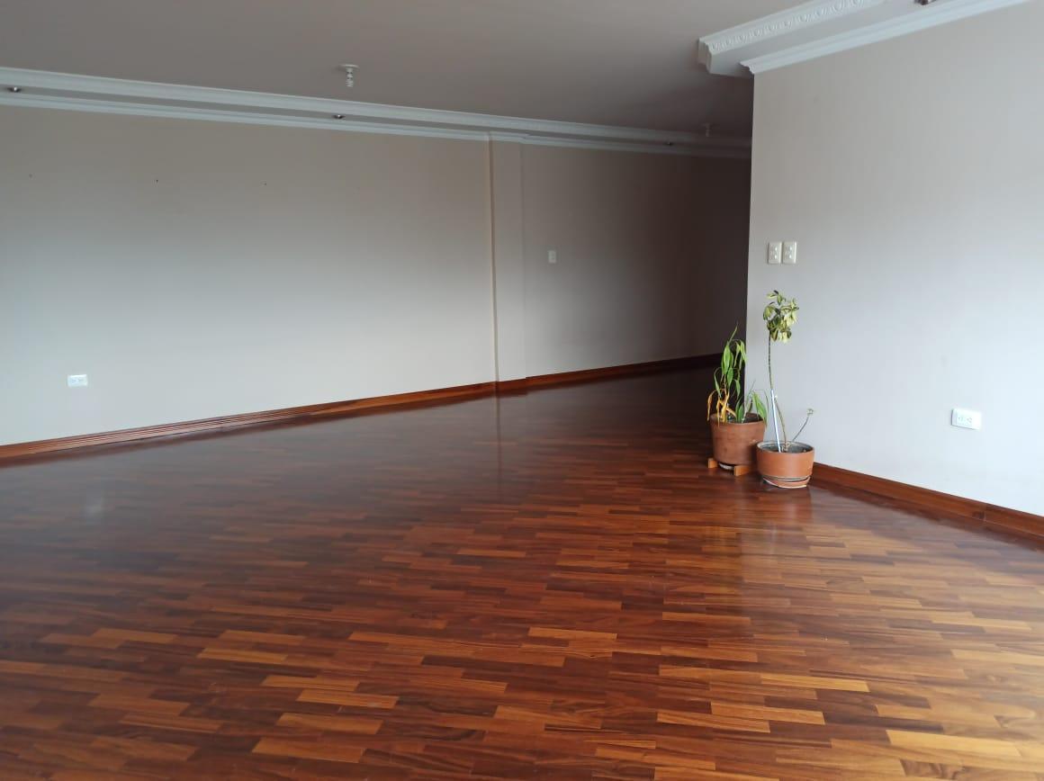 Vendo en Monteserrin Dpto 3 Dorm. $133.000 — imagen 3