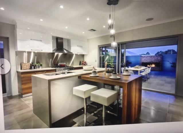 Vendo Casa de Estreno Isla Mocoli Via Samborondon, Guayas — imagen 8