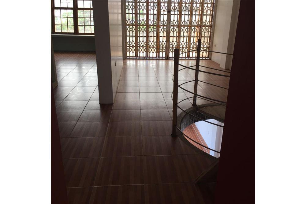 Venta de Casa 2 Pisos en Zona Sur Canoa, Manabí — imagen 10