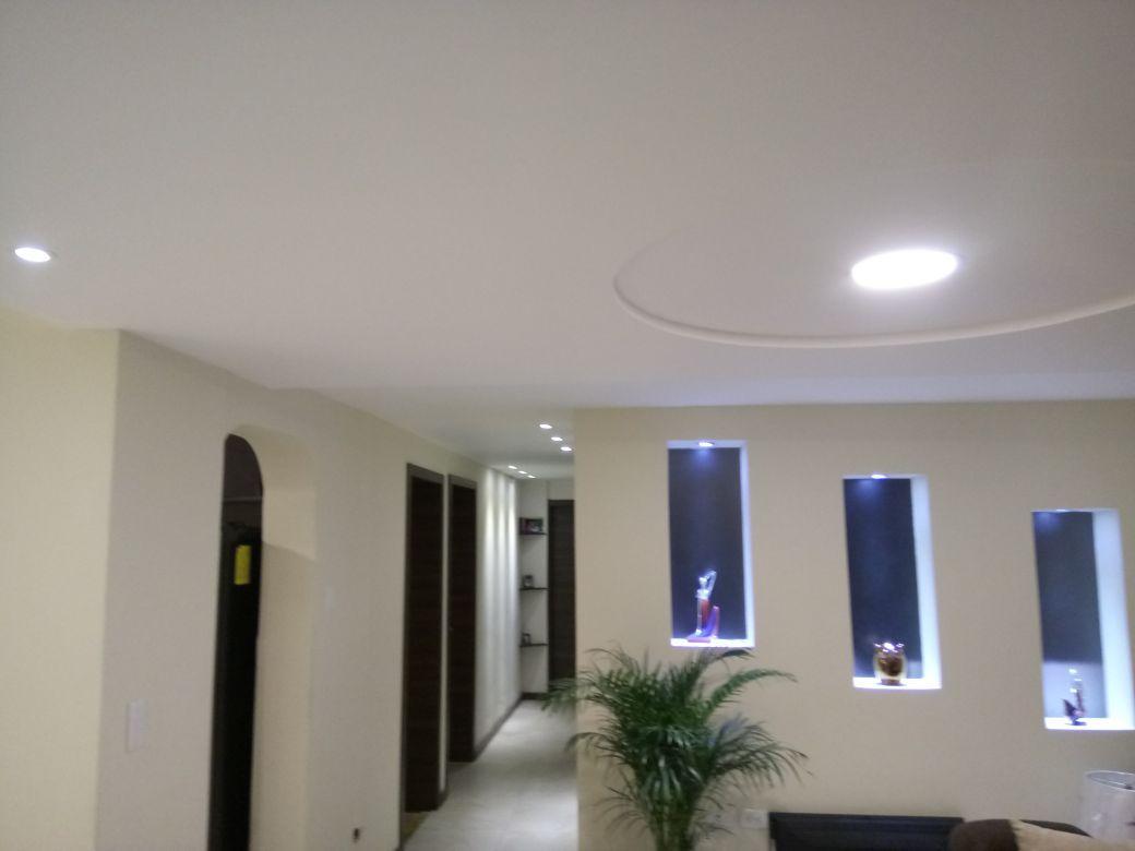 Venta Casa Rentera en La Rumiñahi, 4 Dptos y 3 Suites. $250.000 — imagen 9