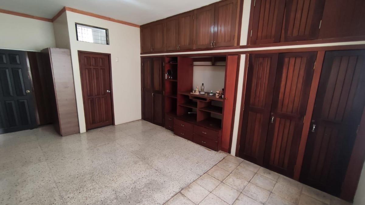 Venta Departamento Planta Baja - 3 Dorm, Garaje Eléctrico - La Garzota (Wt), Guayas — imagen 3