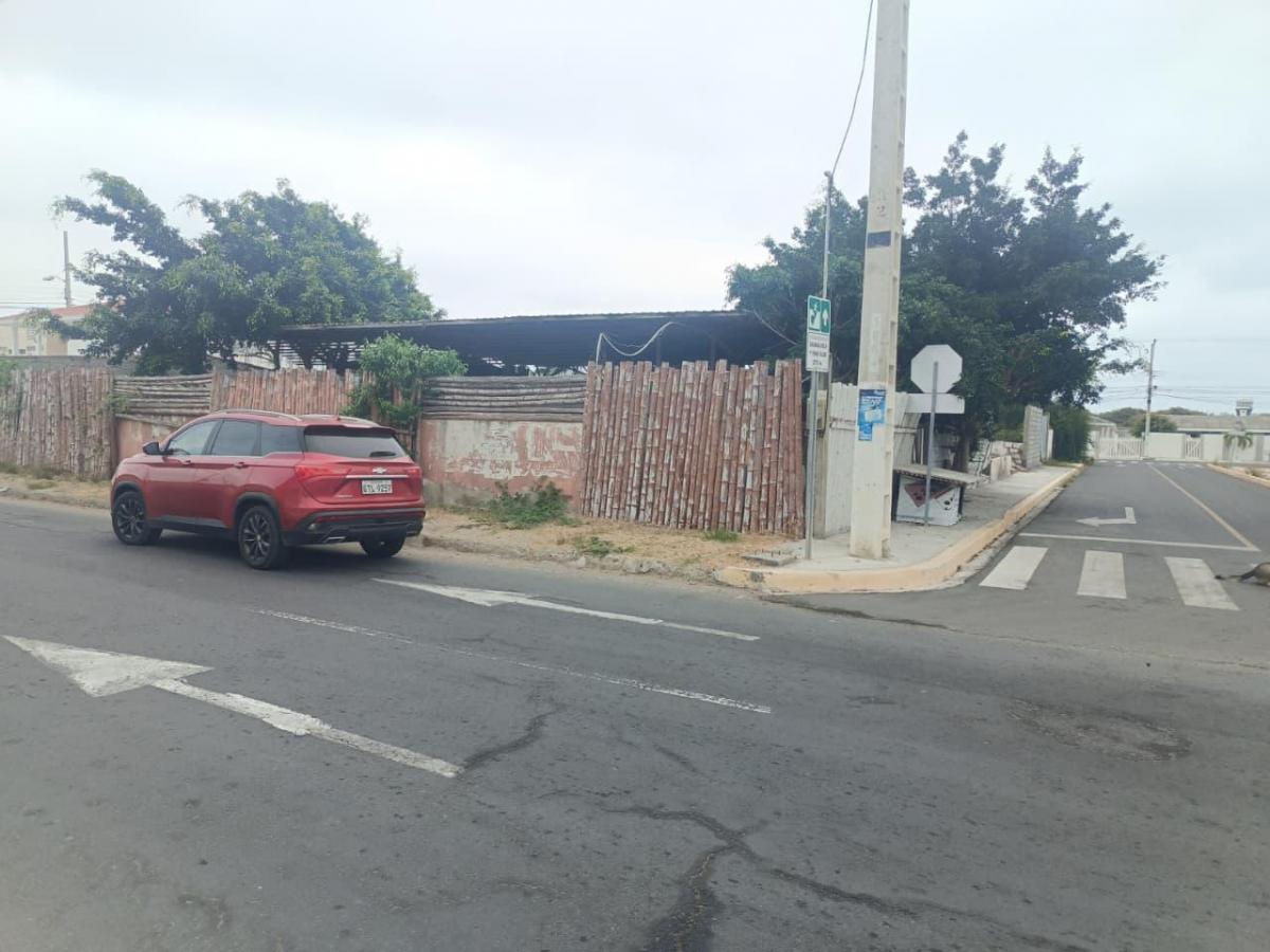 Se Vende Terreno Esquinero de 250 m² en Salinas, Cerca a La Garita de La Fae — imagen 4