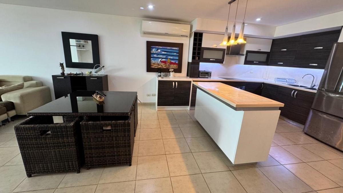 Descubre Tu Paraíso Privado en Puerto Lucía — imagen 7
