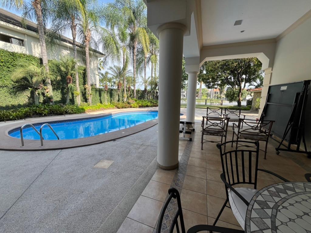 Casa en Urb. Laguna Dorada - Vía Samborondon Km 1.5, Guayas — imagen 3