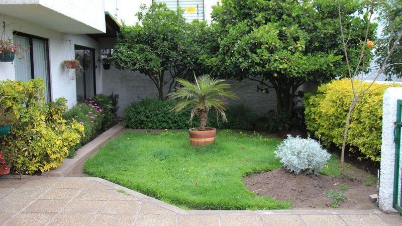 Vendo Linda y Amplia Casa en Camino de Los Eucaliptos - Sv — imagen 6