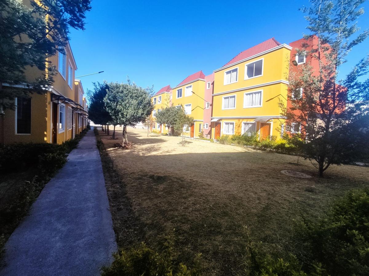 Casas de Venta Vip en Conjunto, Centro de Calderon — imagen 8