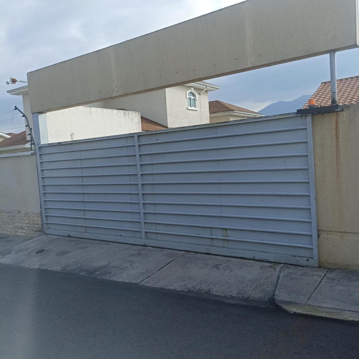 *amplia Casa de Venta, Norte de Quito*, Sector Santa Lucia. Provincia de Pichincha — imagen 7
