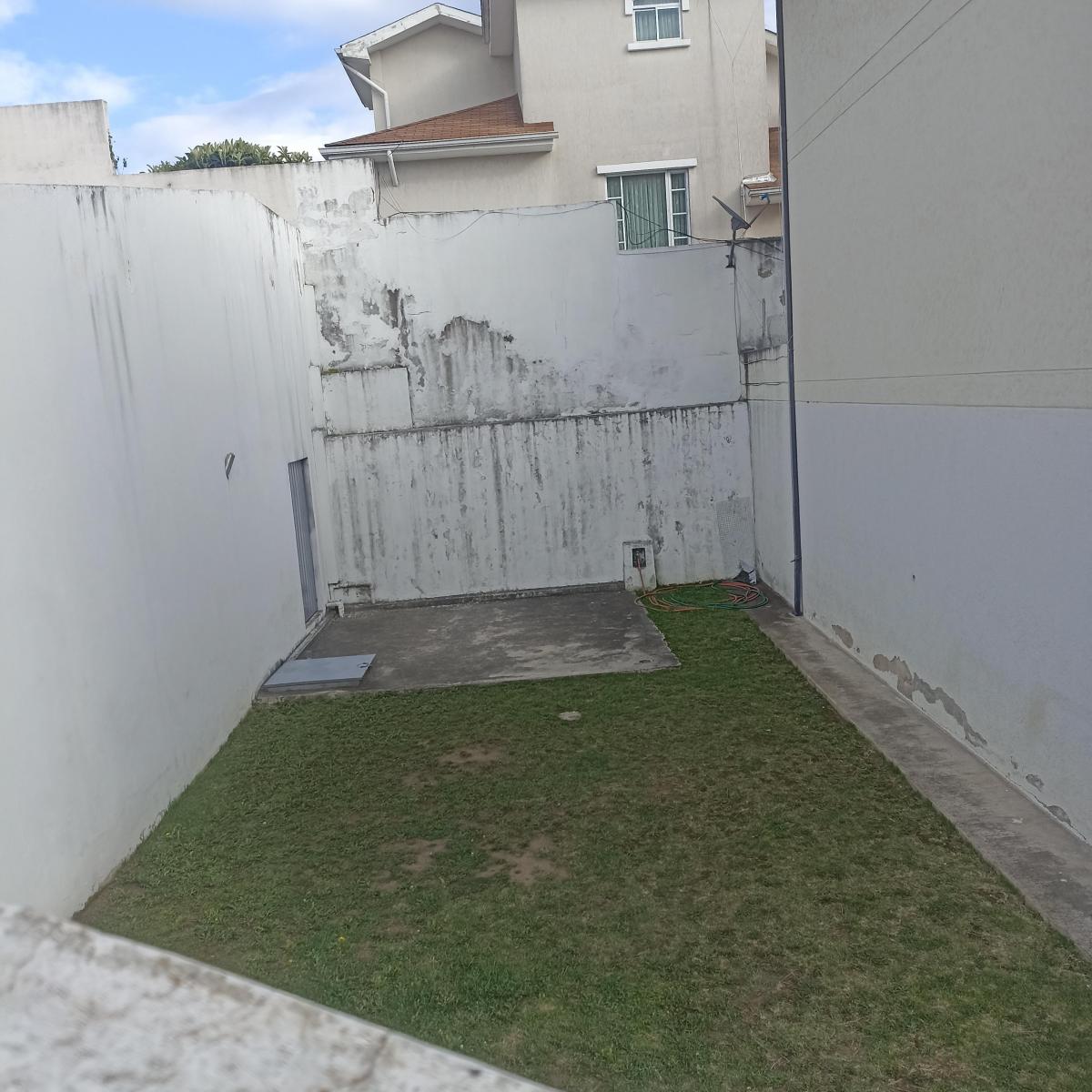 *amplia Casa de Venta, Norte de Quito*, Sector Santa Lucia. Provincia de Pichincha — imagen 6