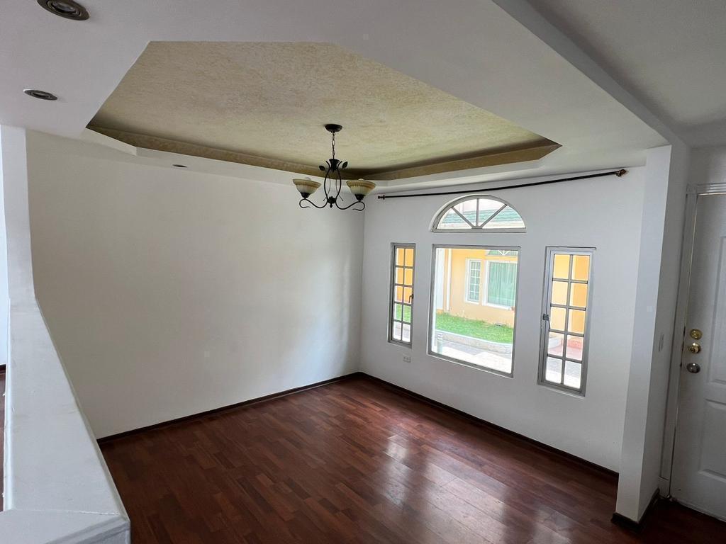 Venta Casa con Jardín y Amplio Patio 164.17 m² $95.000 El Condado — imagen 8