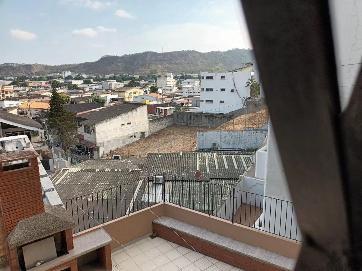 Lomas de Urdesa, Vendo Departamento, 3 Dorm. Mas Suite Independiente, Guayas — imagen 9