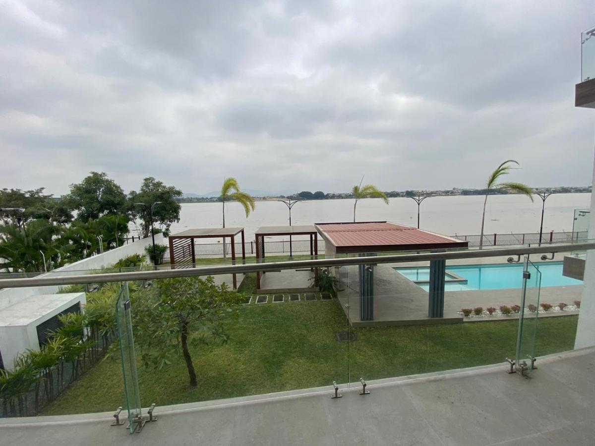 Hermoso Departamento en Venta, Vista Al Rio, Riverside, Sector La Moderna, Uess, Guayas — imagen 8