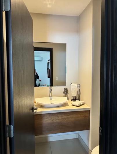 Venta. Samborondon. Primeros Kilóm. Departamento. 3 Habitaciones $300.000, Guayas — imagen 5