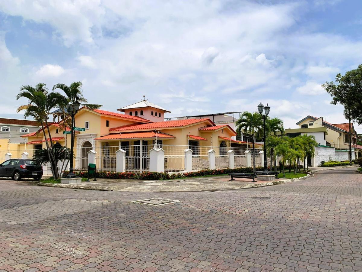 Oportunidad - Se Vende Casa Esquinera en Centenario Sur - 690 m² Terreno, Guayas — imagen 7