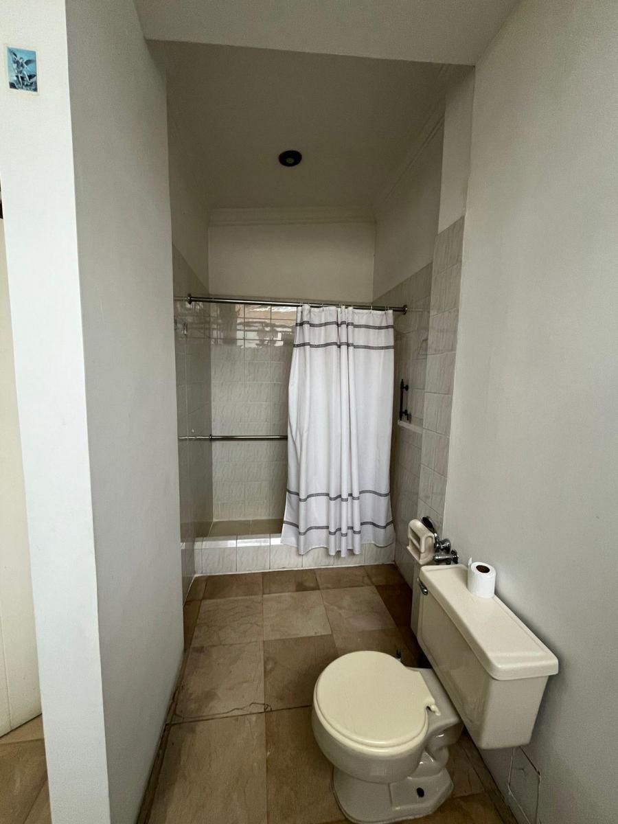Vendo Casa en La Ciudadela Los Ceibos Guayaquil, Guayas — imagen 4