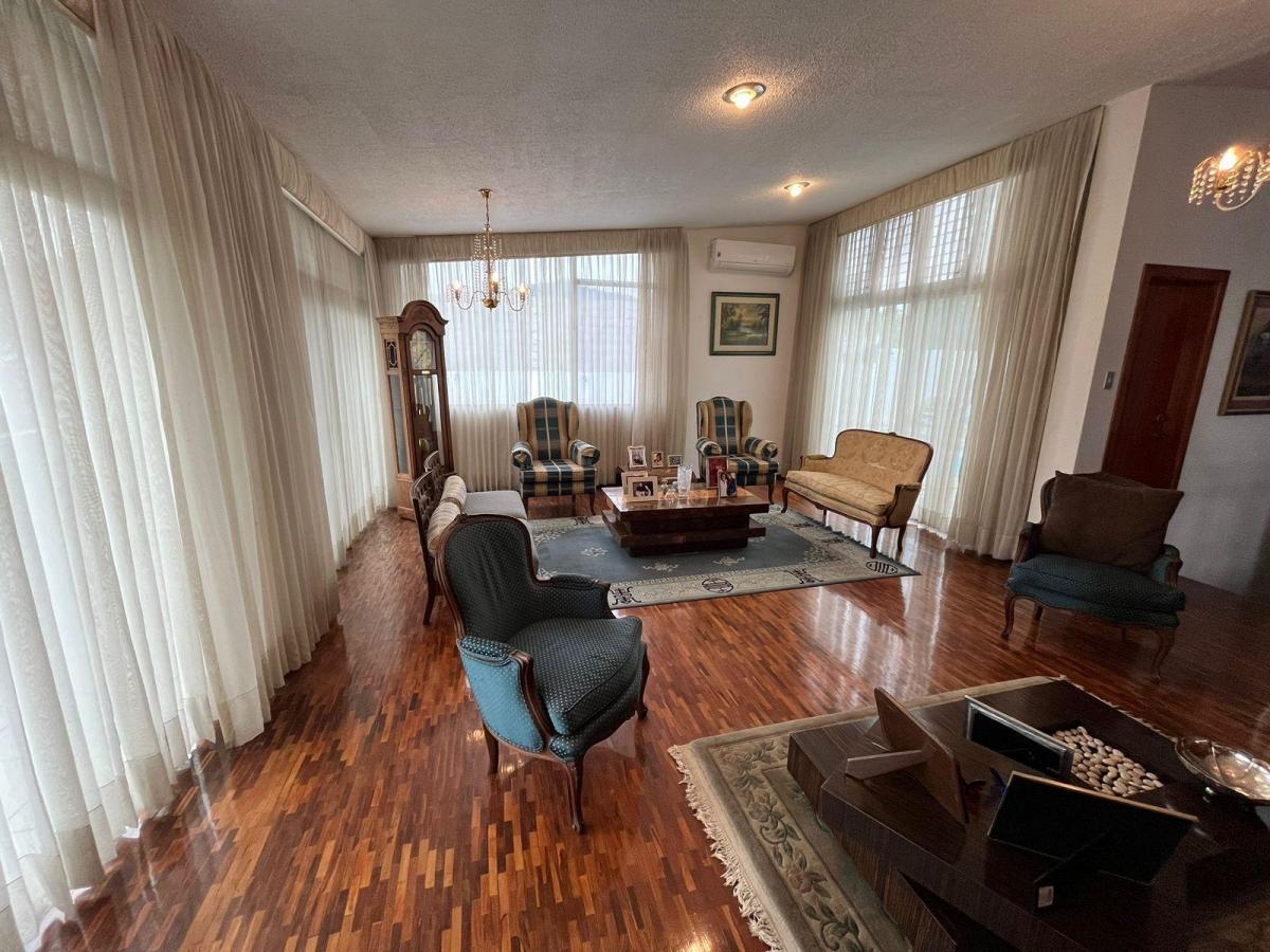 Vendo Casa en La Ciudadela Los Ceibos Guayaquil, Guayas — imagen 3