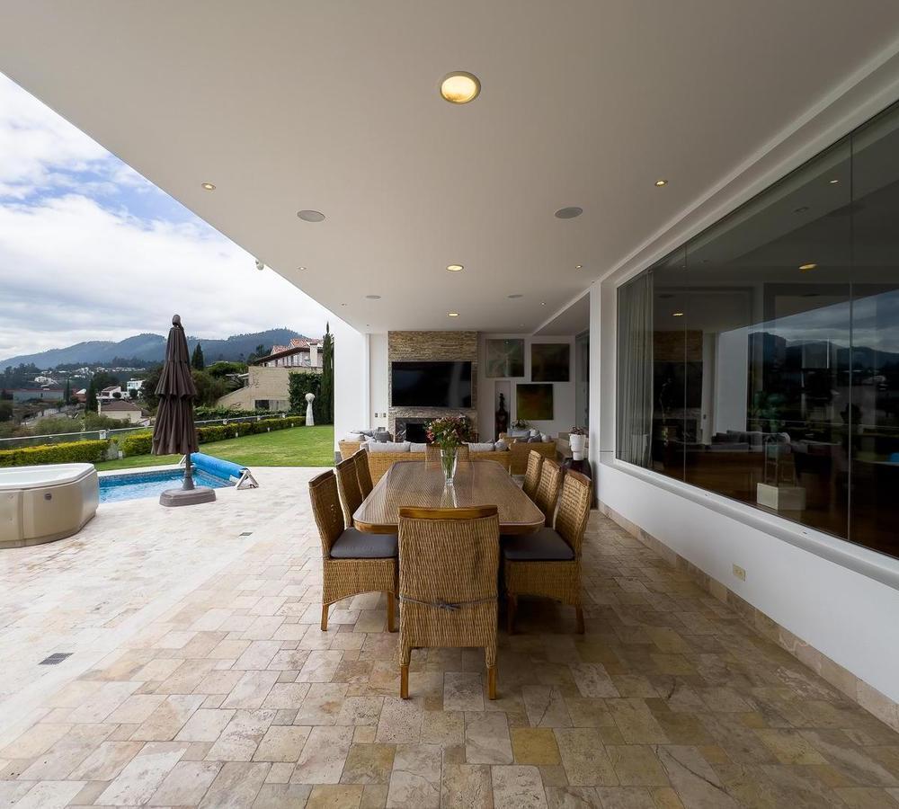 Casa de Lujo con 5 Habitaciones en Venta en Cumbayá — imagen 5