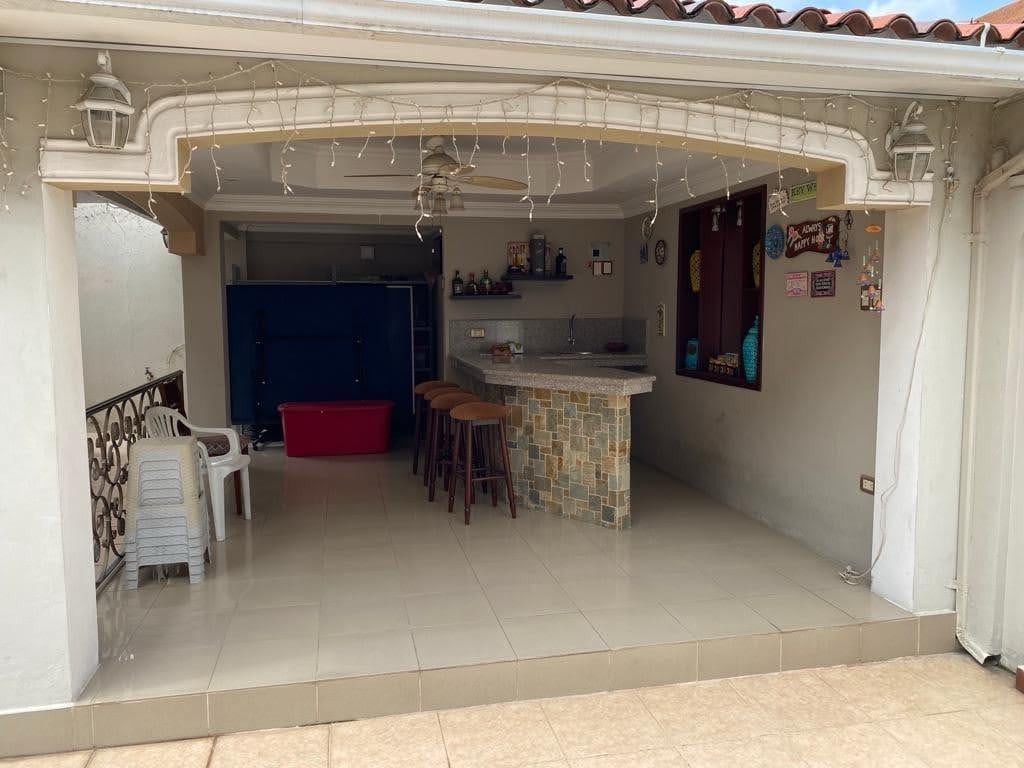 Se Vende Casa en Samborondo - Vista Sol, Guayas — imagen 9