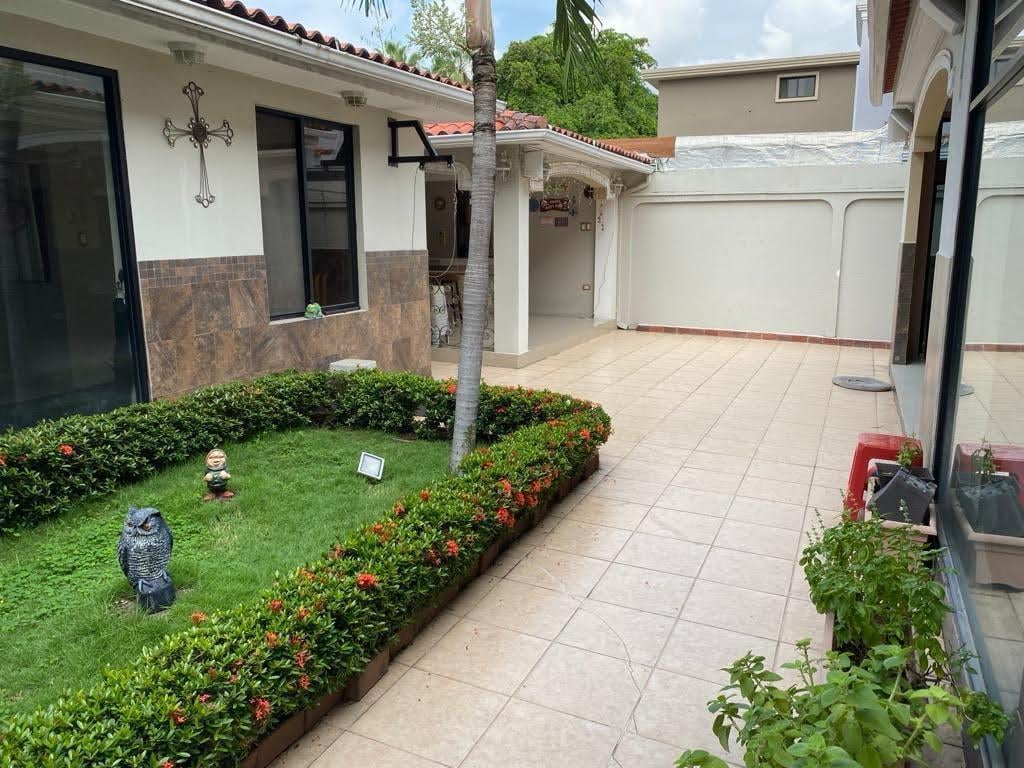 Se Vende Casa en Samborondo - Vista Sol, Guayas — imagen 7