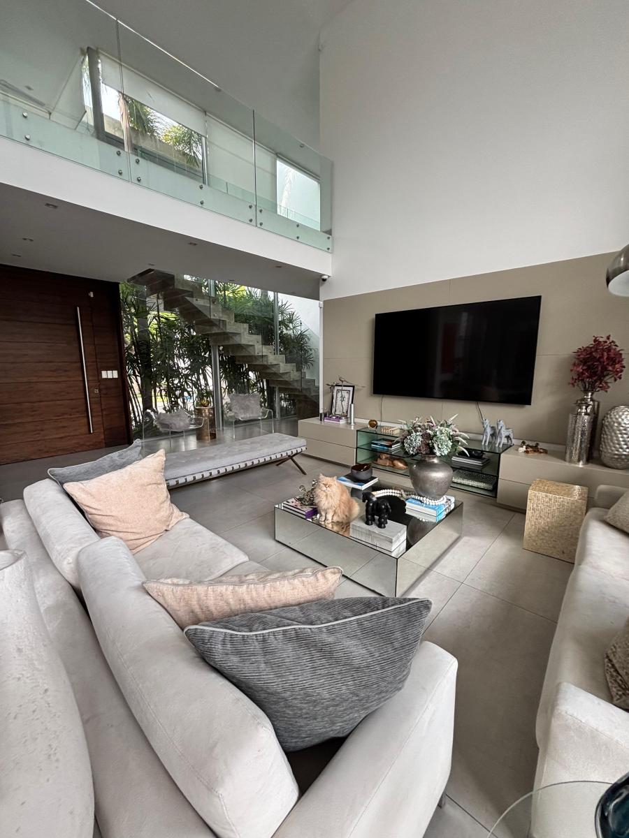 Espectacular Casa Al Lago en Lujosa Urbanización en Mocolí, Guayas — imagen 8