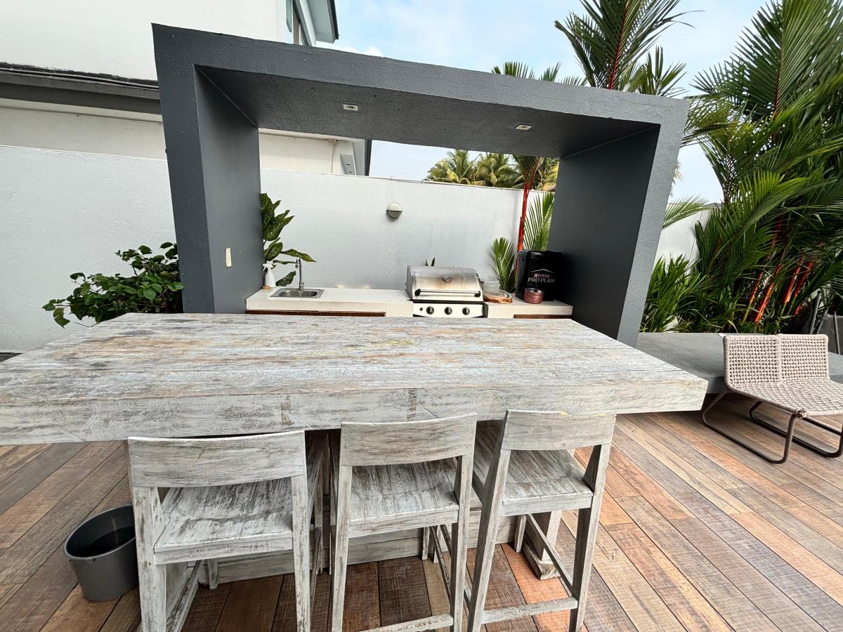 Espectacular Casa Al Lago en Lujosa Urbanización en Mocolí, Guayas — imagen 7