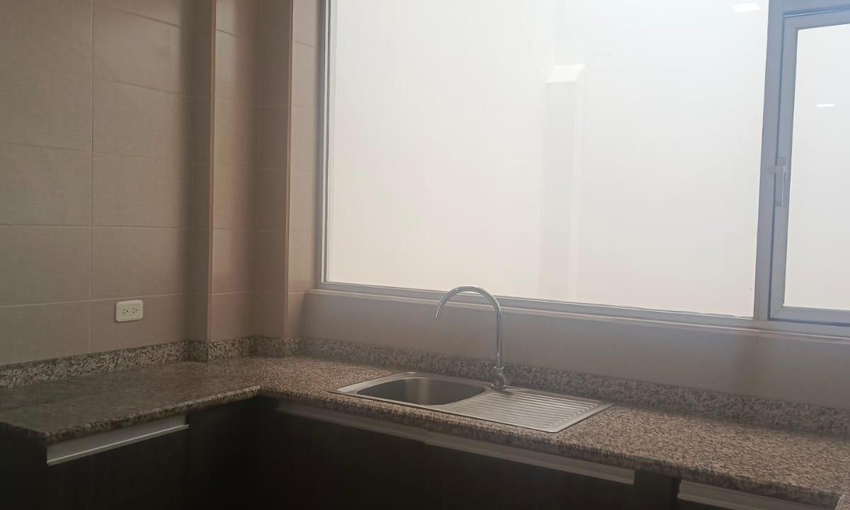 Casa en Venta. Sector Esforst Ambato. Precio de Oportunidad, Tungurahua — imagen 9