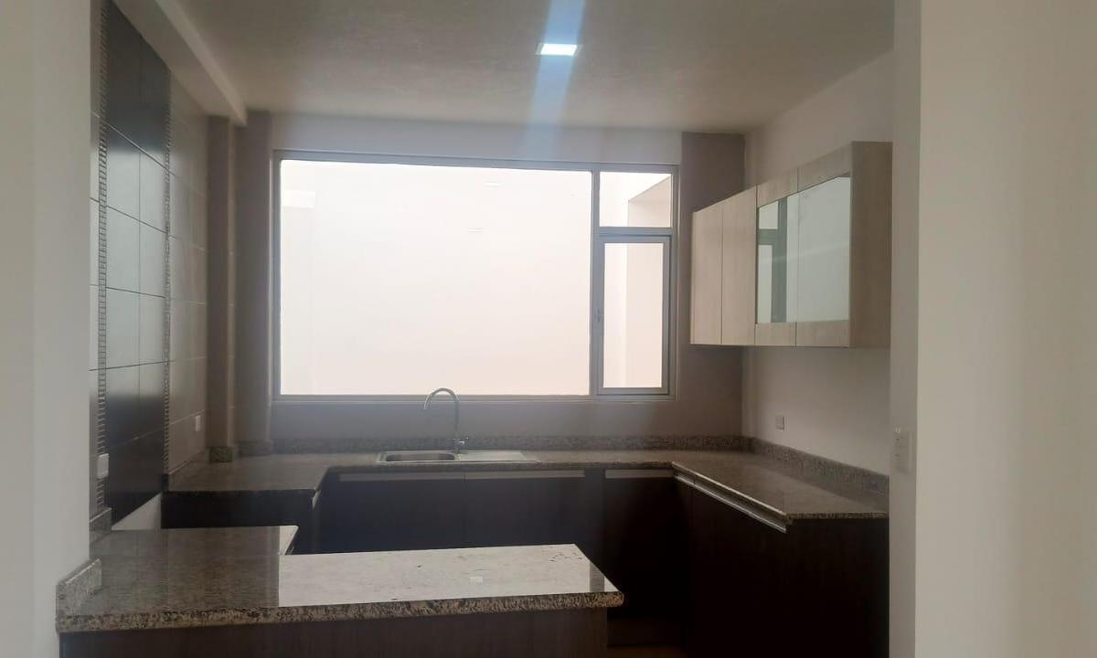 Casa en Venta. Sector Esforst Ambato. Precio de Oportunidad, Tungurahua — imagen 4