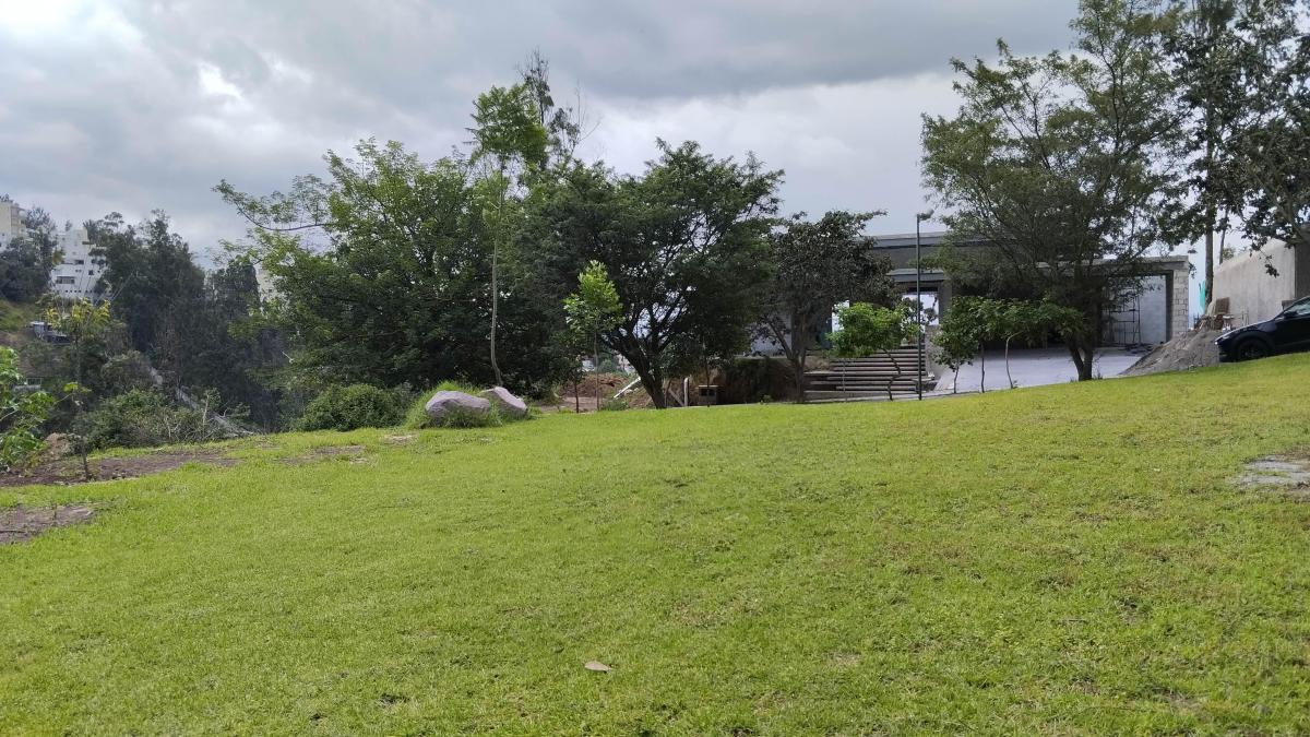 Re/max Futuro Vende Terreno 1373 m² San Juan de Cumbaya El Cebollar — imagen 6