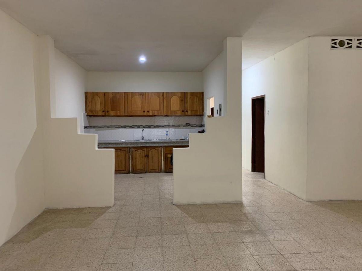 Casa Rentera de Venta en El Centro de Manta Manabi, Manabí — imagen 3