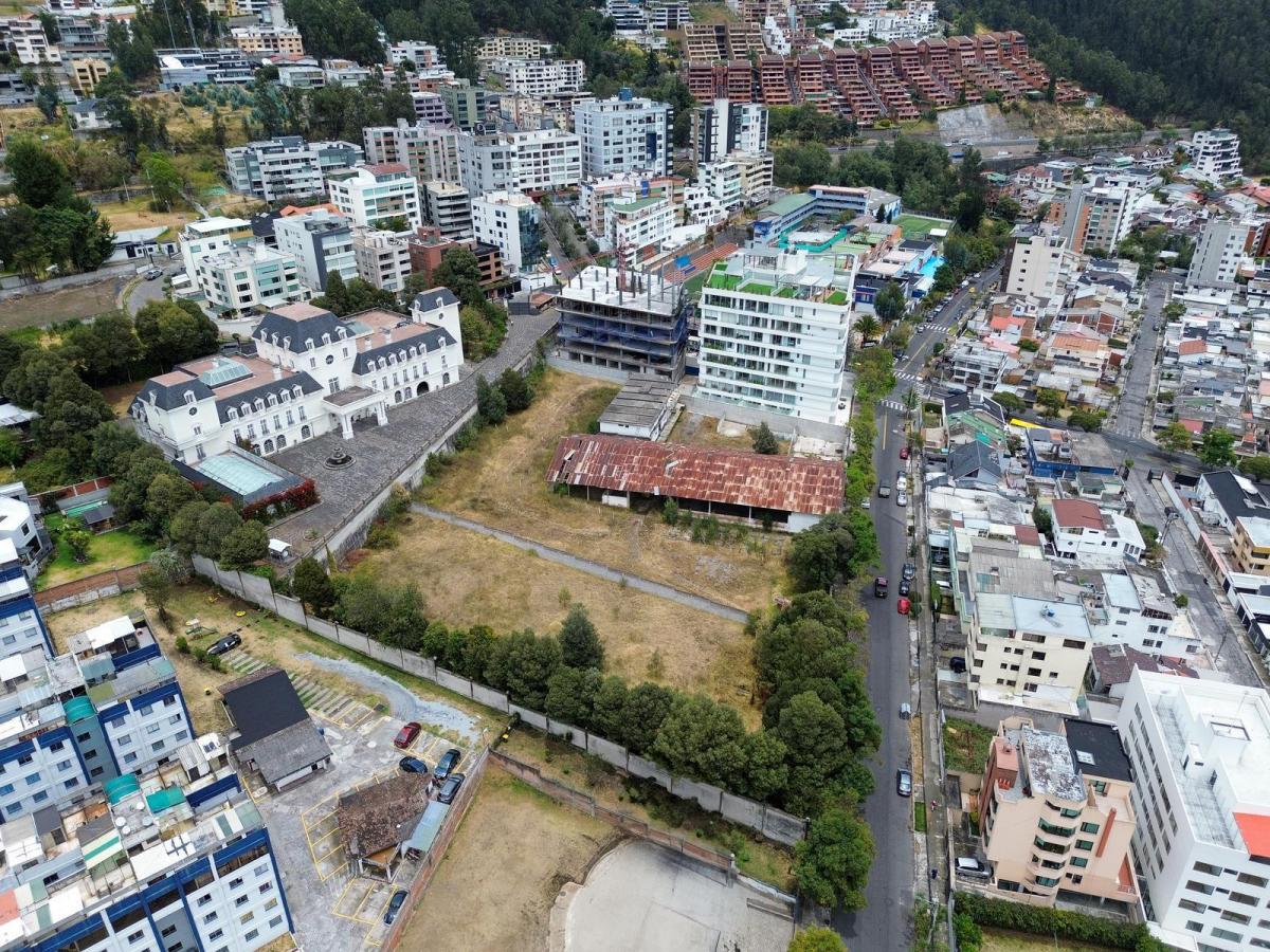 Terreno de 3.099 m² Lote 2 y 3, Ideal Para Proyecto Inmobiliario. Provincia de Pichincha — imagen 10