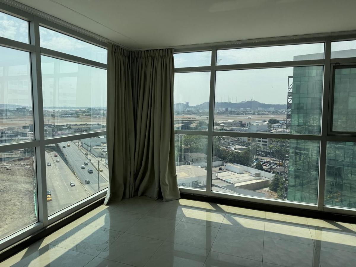 Ciudad del Sol. Elite Building. Departamento en Venta 4 Dorm., Guayas — imagen 9