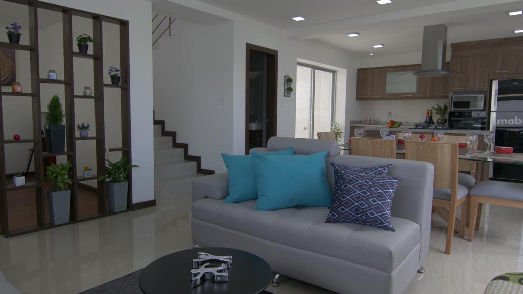 Casa por Estrenar en Venta. Sector Uta. Campus Huachi Chico. Tungurahua — imagen 8