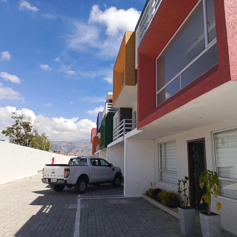 Casa por Estrenar en Venta. Sector Uta. Campus Huachi Chico. Tungurahua — imagen 7
