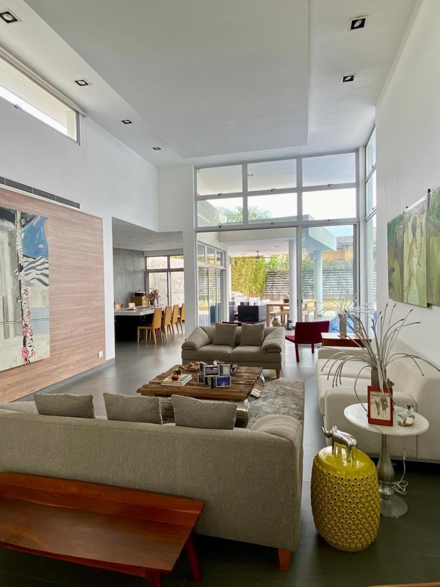 Linda Villa Minimalista en Venta $, Guayas — imagen 8