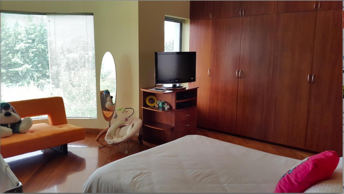 Cumbaya. La Primavera Alta. Casa de Venta en Urb. Privada — imagen 6